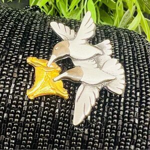 Vintage Shields Pewter Hummingbird Bird Flowers Pin Brooch Silver Gold Tone 4357
